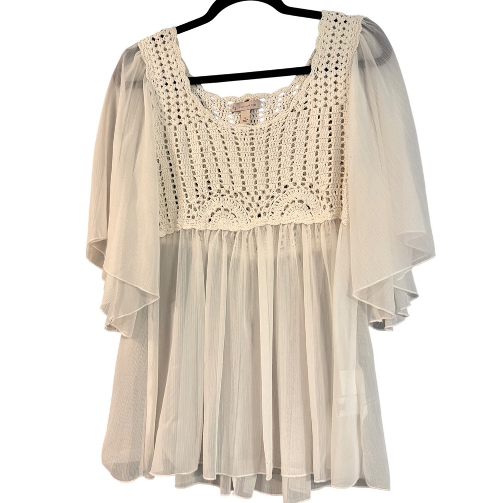 C.J. Banks Crochet Yoke Blouse Womens L White Excellent Boho Flutter Sleeve Top